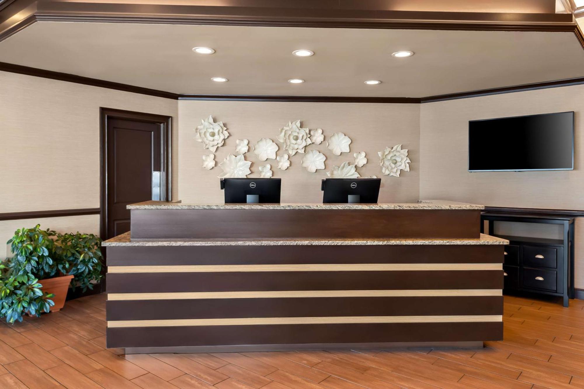 Best Western Newport Inn מראה חיצוני תמונה